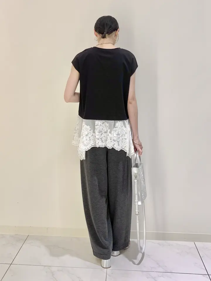 GRACE CONTINENTAL haruka iwasaki コーディネート画像