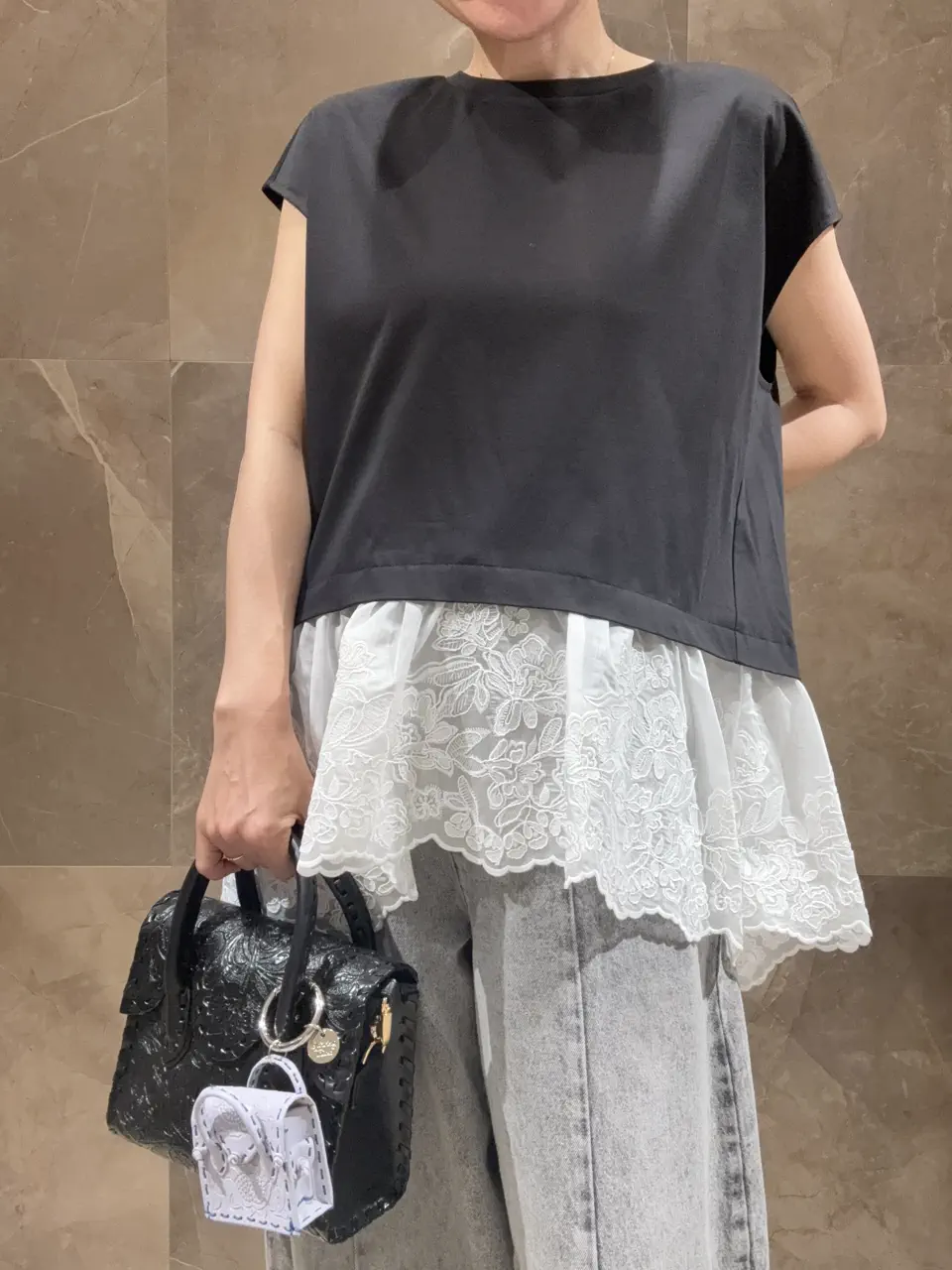 GRACE CONTINENTAL 穐山　香織 コーディネート画像