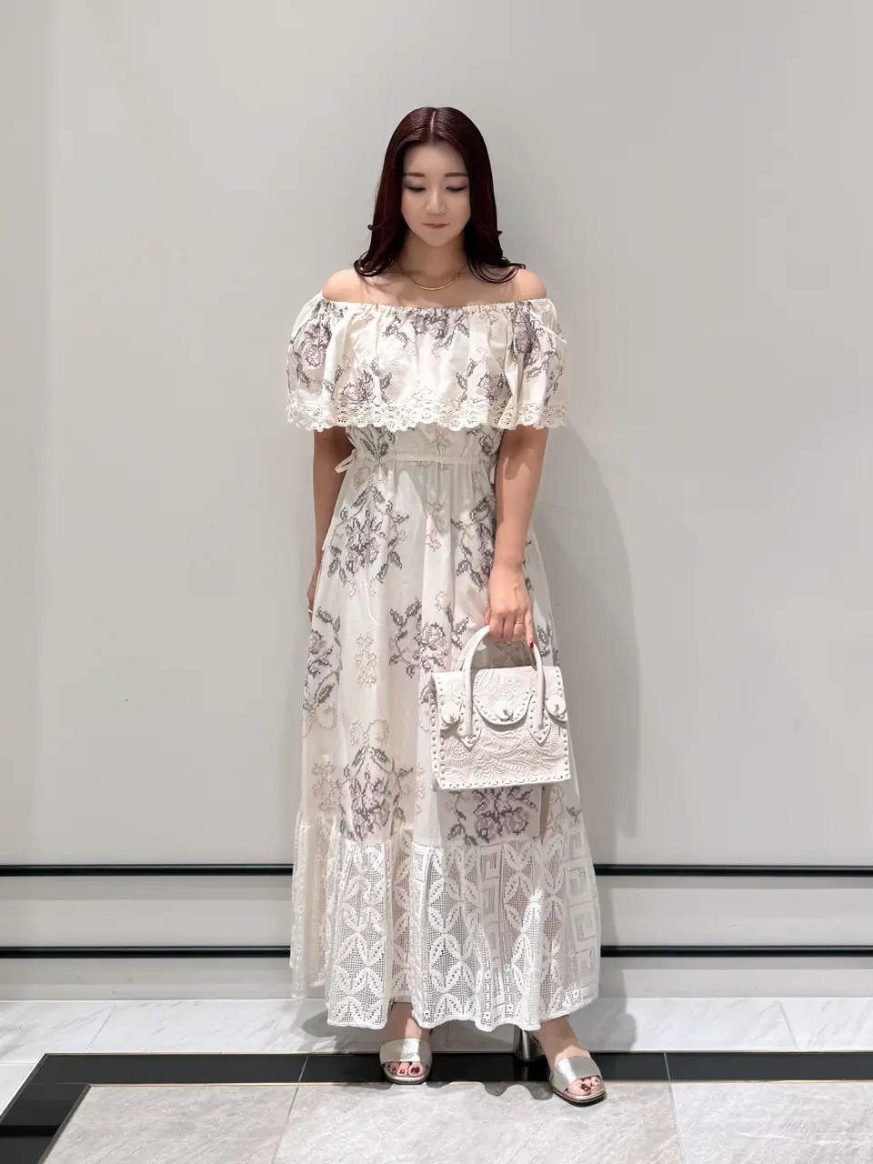  MOMOKO コーディネート画像
