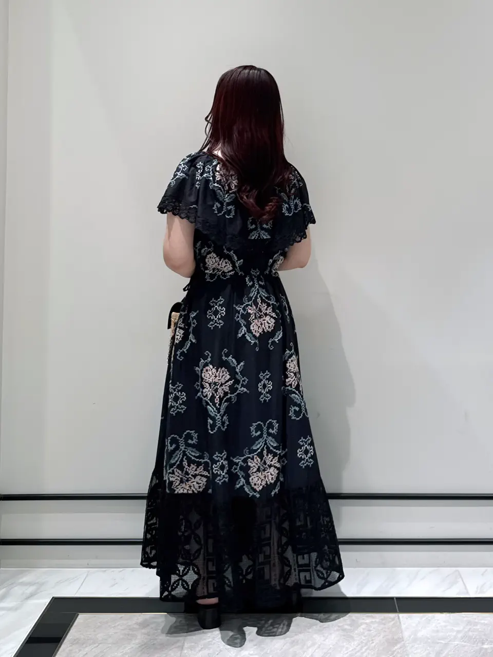 GRACE CONTINENTAL MOMOKO コーディネート画像