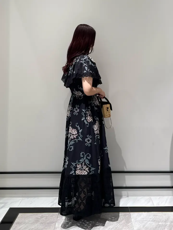 GRACE CONTINENTAL MOMOKO コーディネート画像
