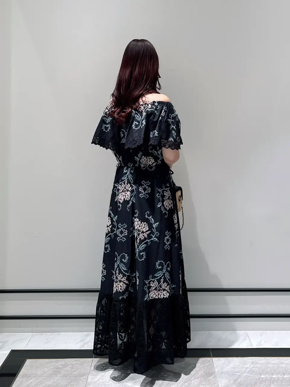 GRACE CONTINENTAL MOMOKO コーディネート画像