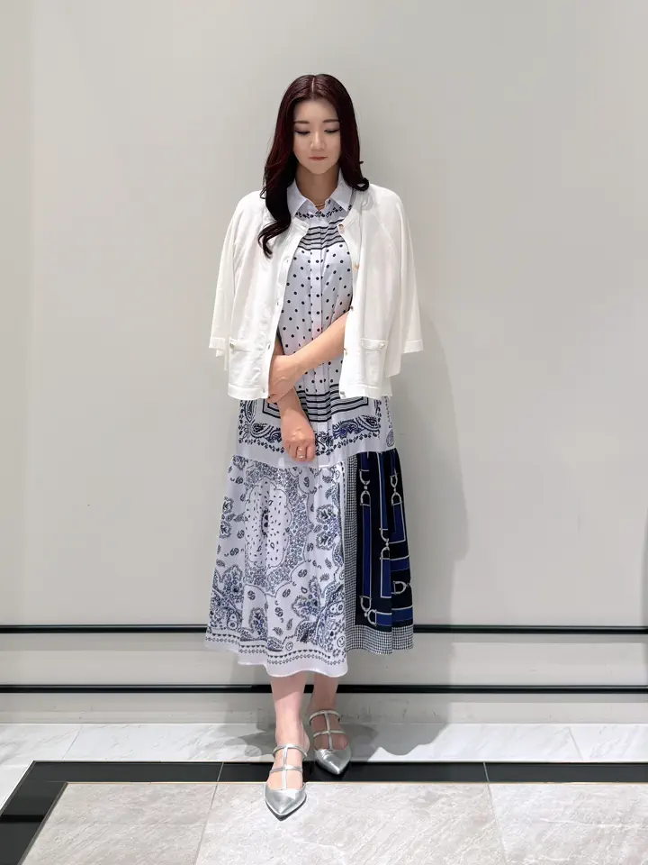 GRACE CONTINENTAL MOMOKO コーディネート画像