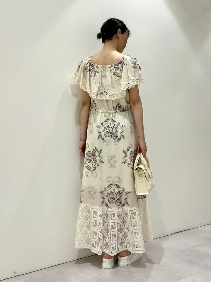 GRACE CONTINENTAL eri コーディネート画像
