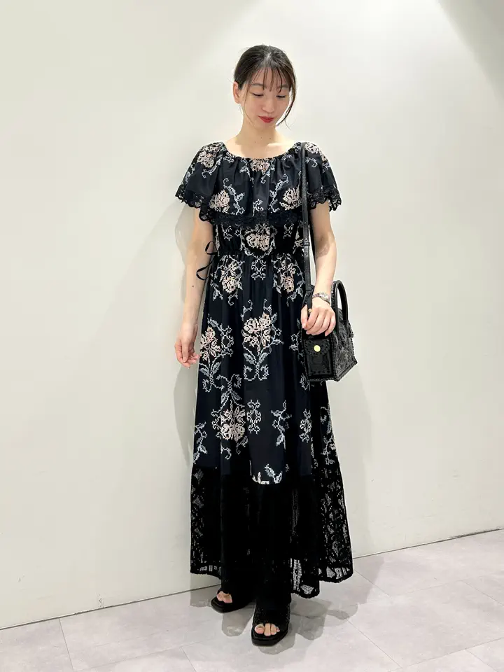 GRACE CONTINENTAL eri コーディネート画像