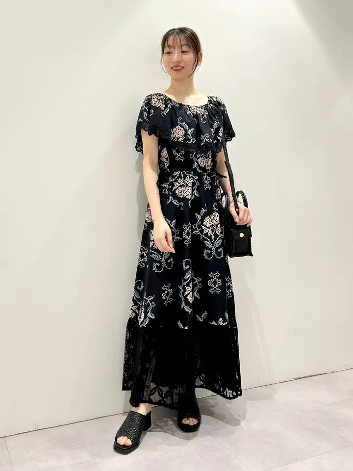 GRACE CONTINENTAL eri コーディネート画像