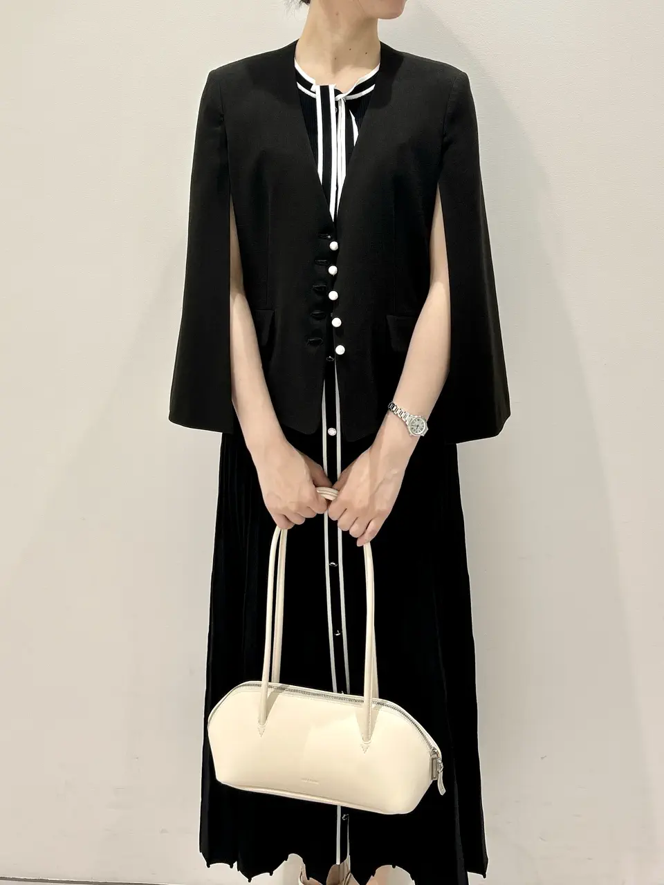 GRACE CONTINENTAL eri コーディネート画像