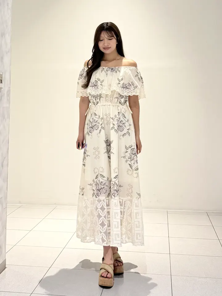 GRACE CONTINENTAL momo コーディネート画像