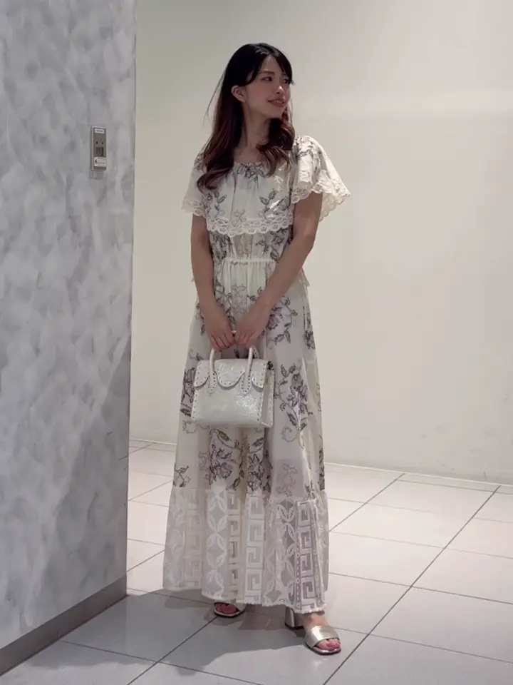 GRACE CONTINENTAL FUKUSHIMA YURIE コーディネート画像