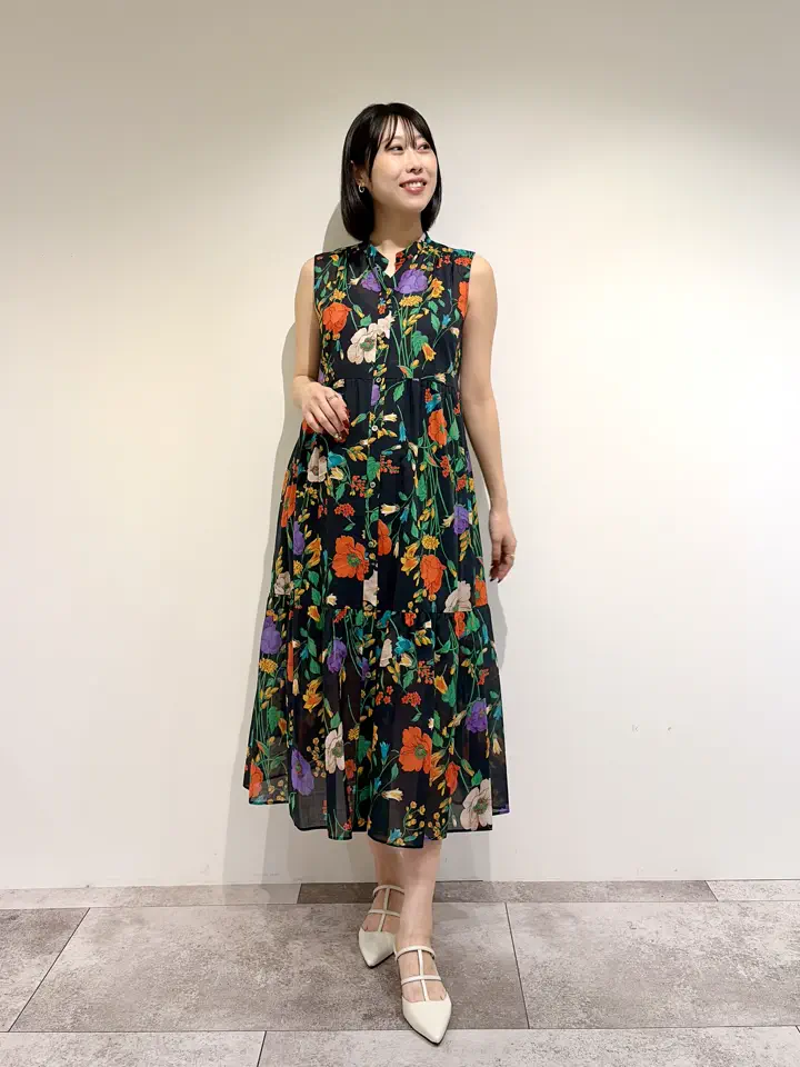 GRACE CONTINENTAL 端場 わかな コーディネート画像