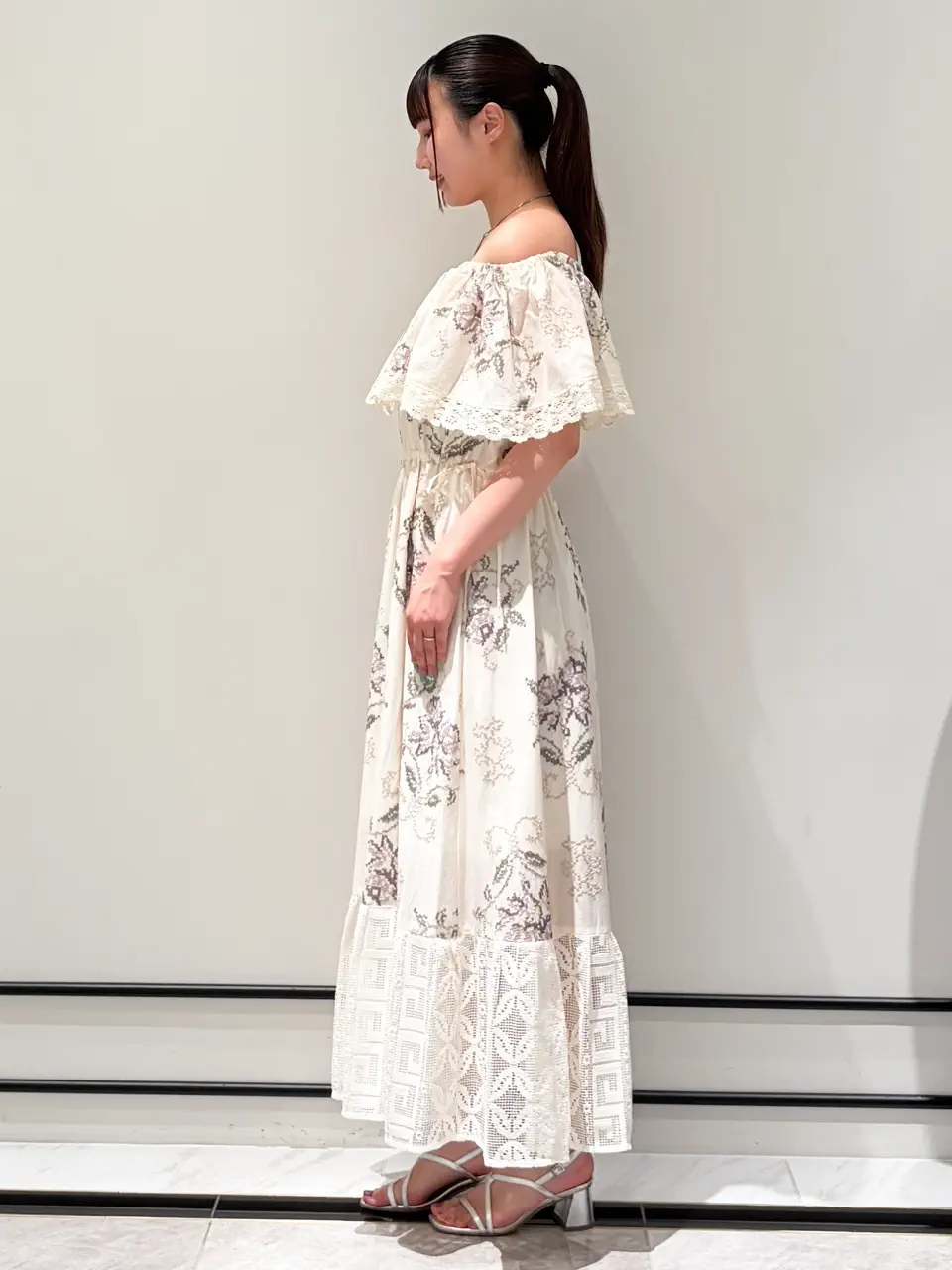 GRACE CONTINENTAL CHISAKO.S コーディネート画像