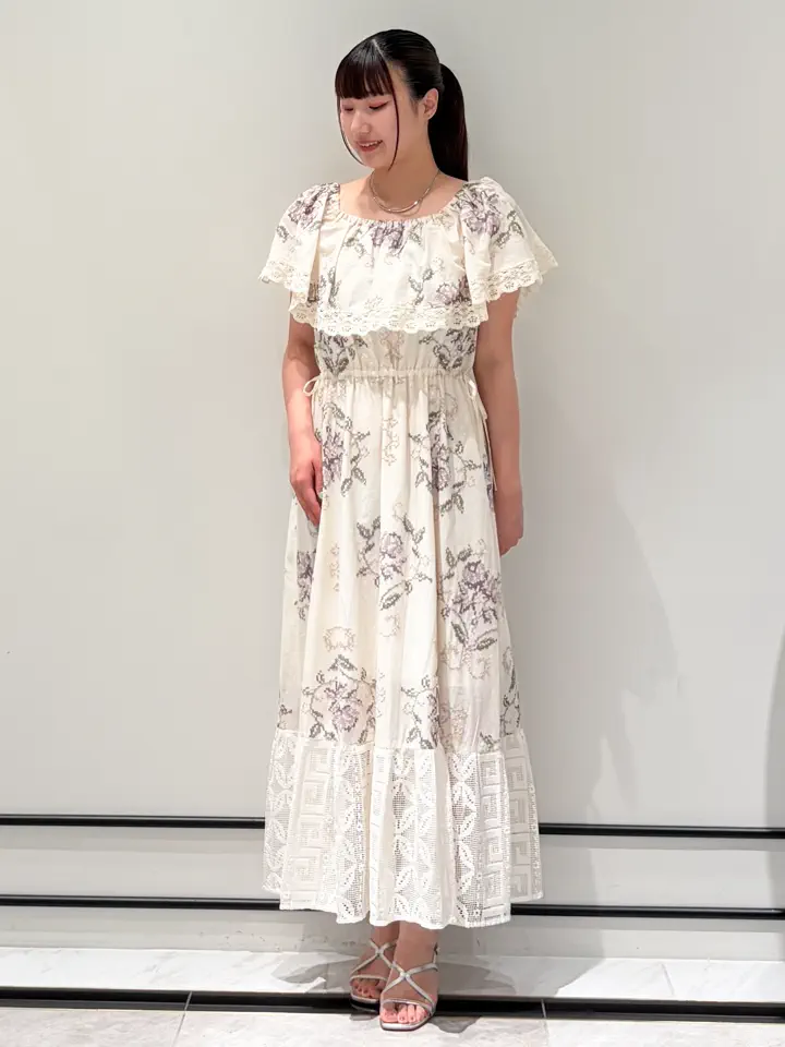 GRACE CONTINENTAL CHISAKO.S コーディネート画像