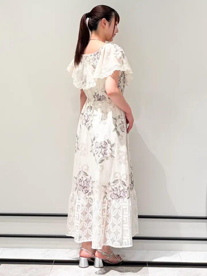 GRACE CONTINENTAL CHISAKO.S コーディネート画像