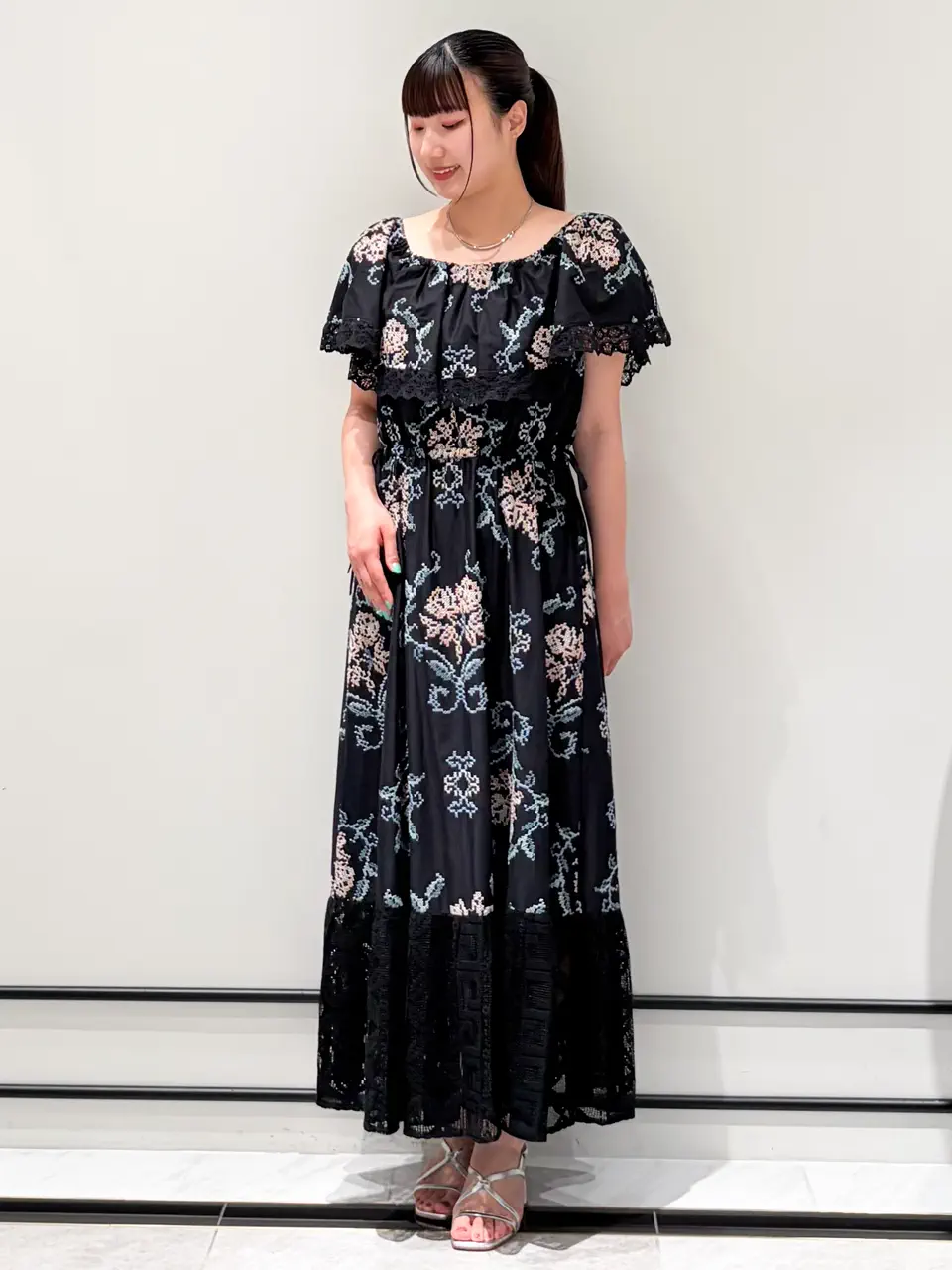 GRACE CONTINENTAL CHISAKO.S コーディネート画像
