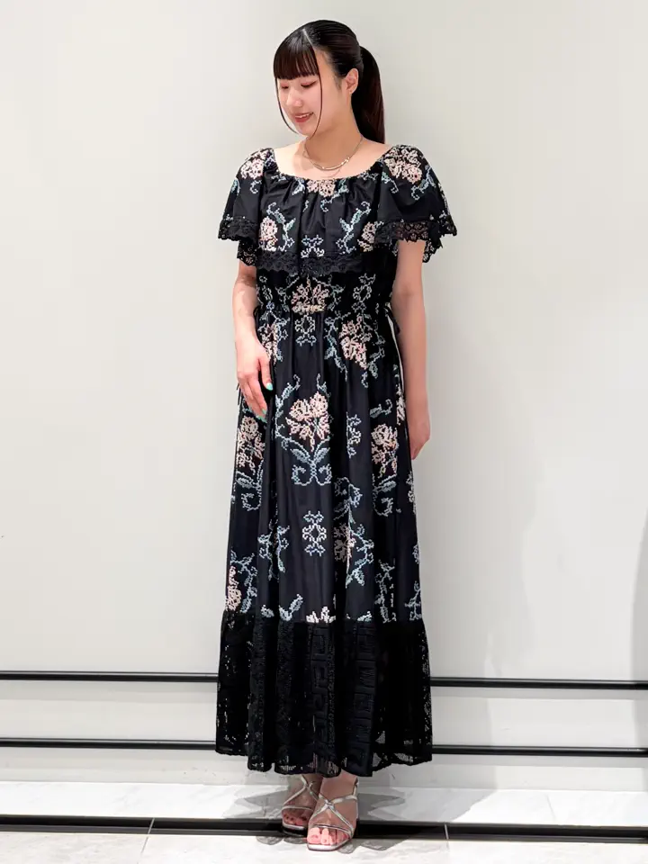 GRACE CONTINENTAL CHISAKO.S コーディネート画像