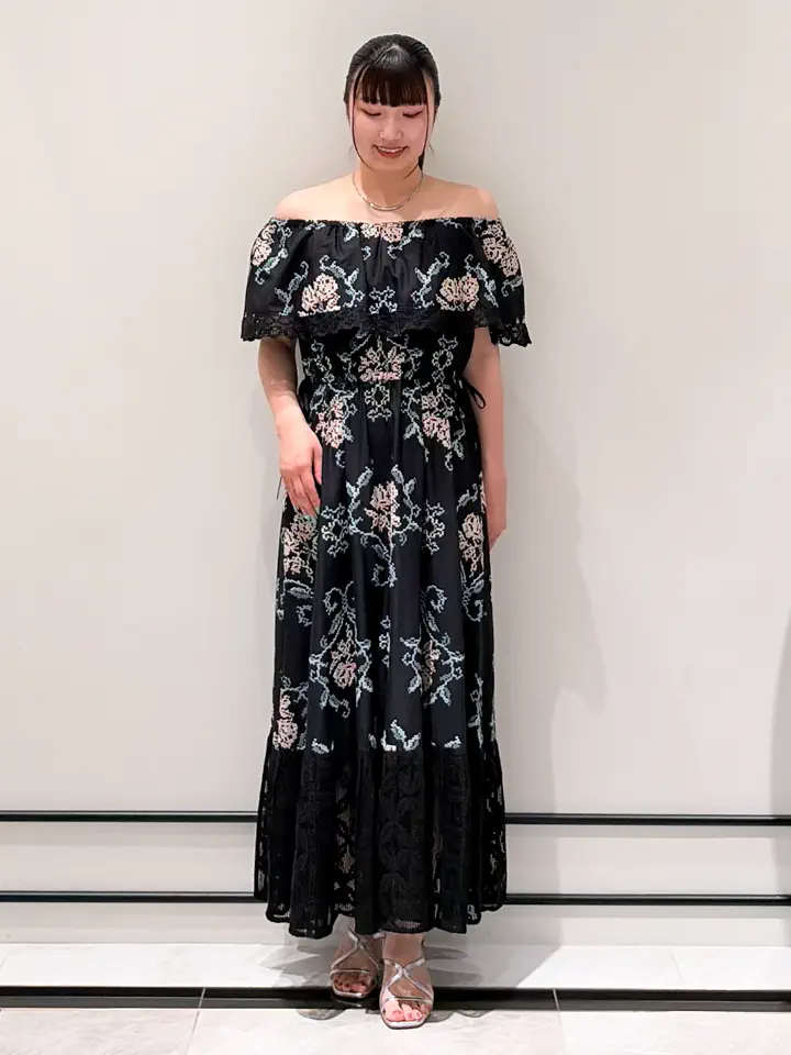 GRACE CONTINENTAL CHISAKO.S コーディネート画像