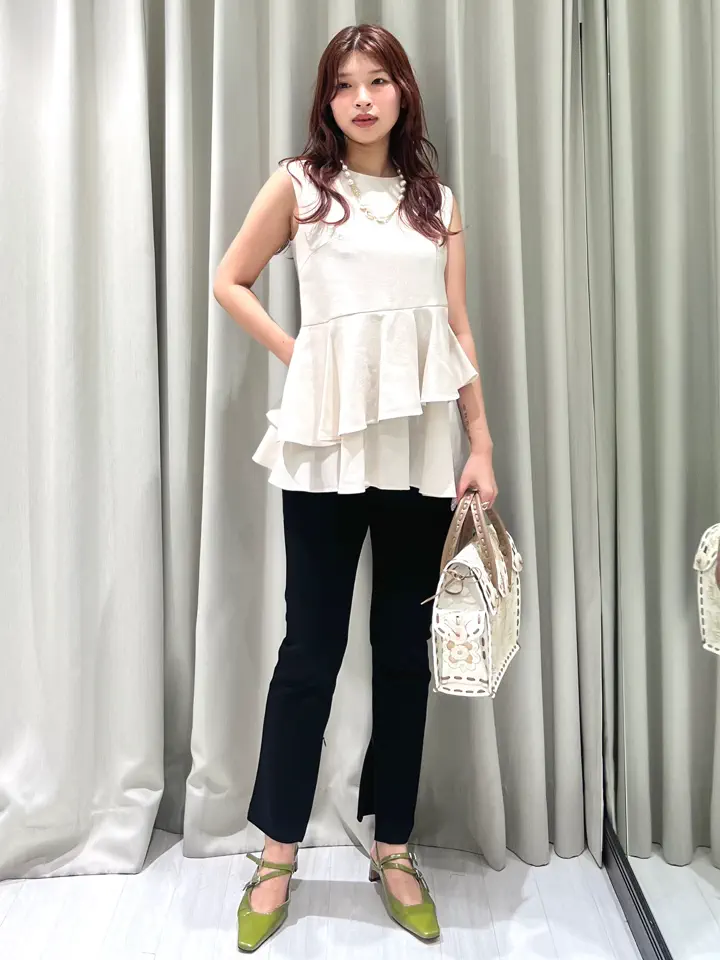 GRACE CONTINENTAL NORIA コーディネート画像
