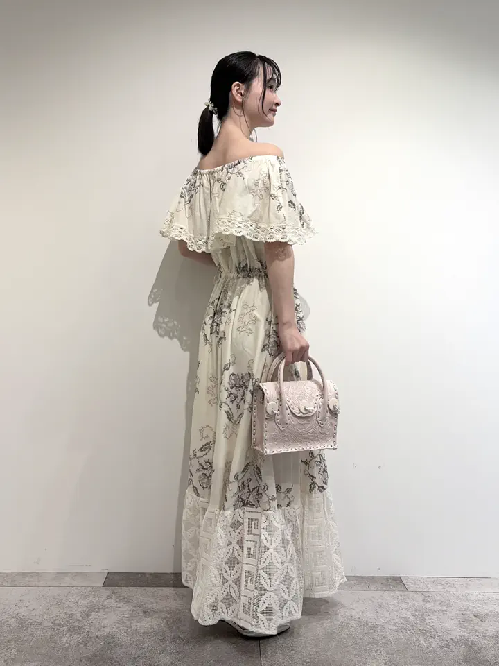 GRACE CONTINENTAL Nakatsu.m コーディネート画像