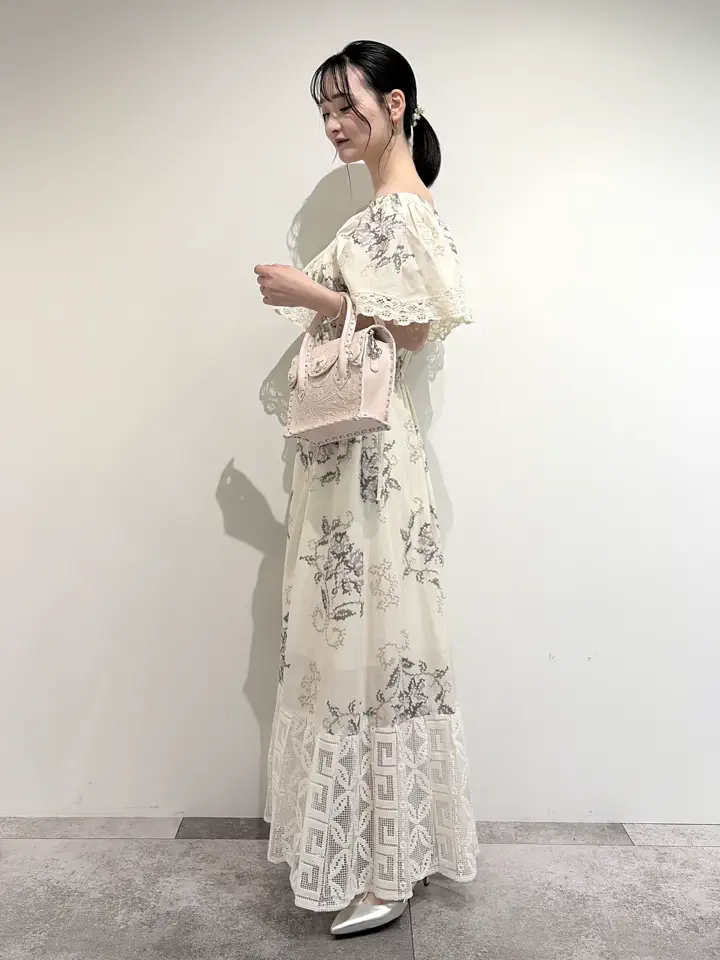 GRACE CONTINENTAL Nakatsu.m コーディネート画像