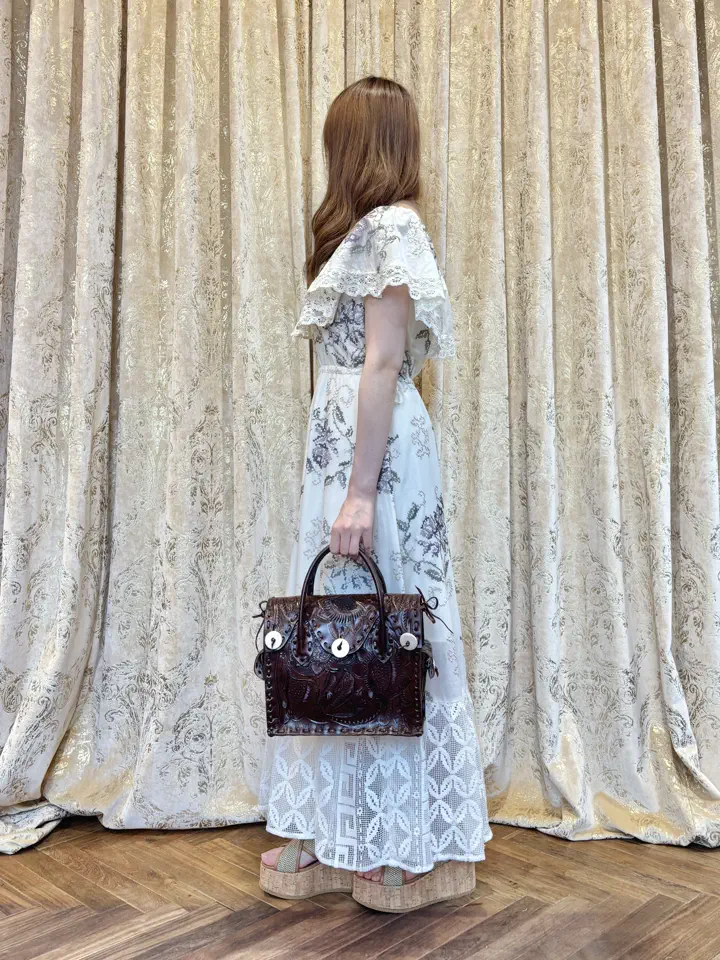 GRACE CONTINENTAL miyuki adachi コーディネート画像