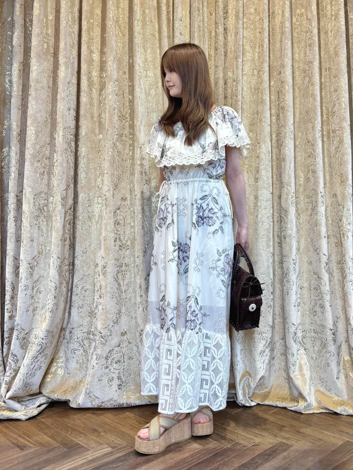 GRACE CONTINENTAL miyuki adachi コーディネート画像