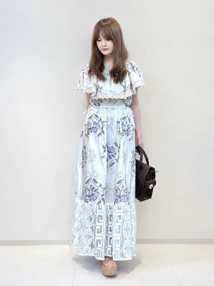 GRACE CONTINENTAL miyuki adachi コーディネート画像
