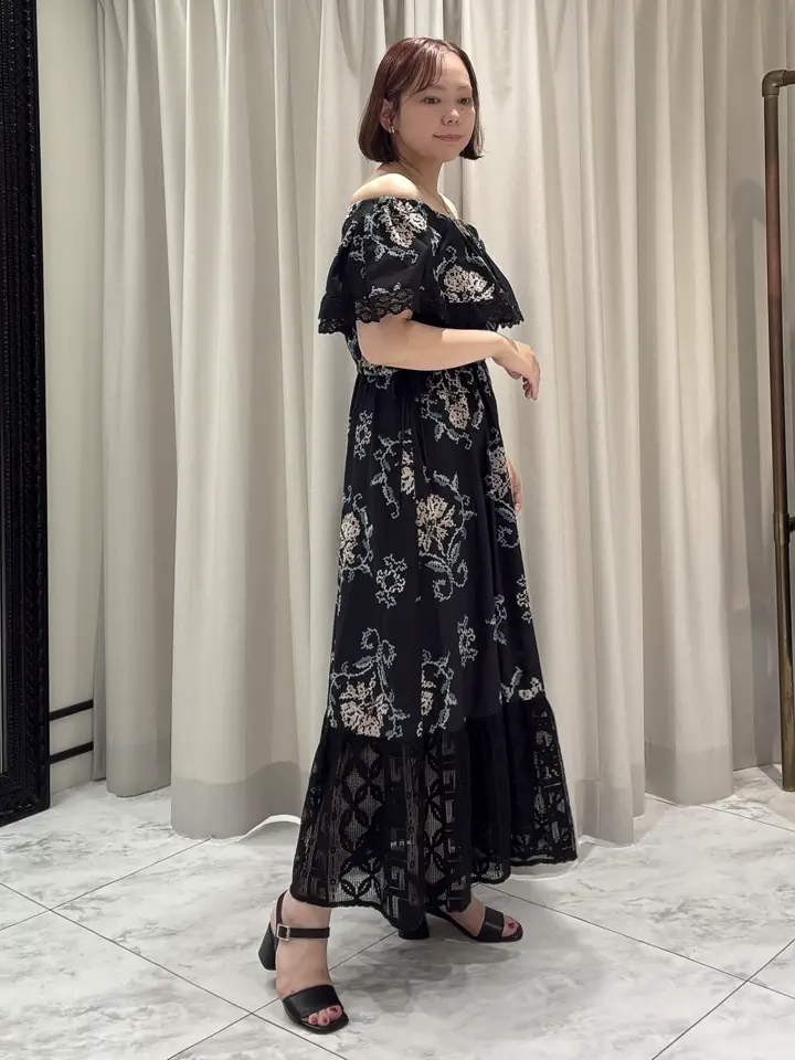 GRACE CONTINENTAL Izumi コーディネート画像
