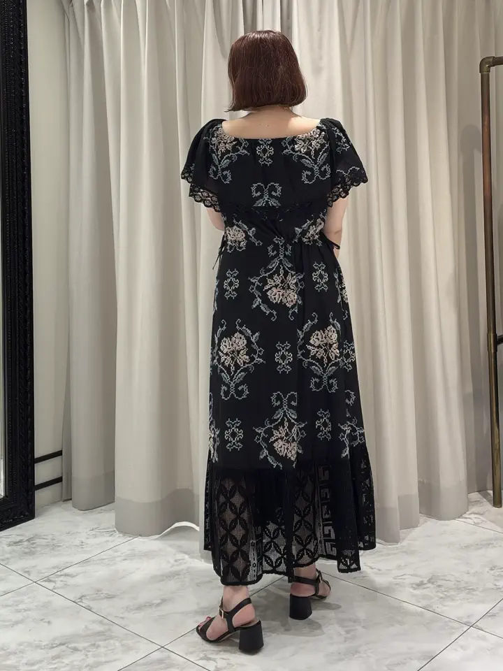 GRACE CONTINENTAL Izumi コーディネート画像