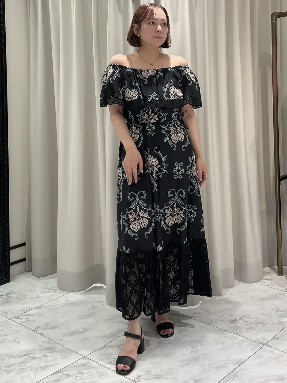 GRACE CONTINENTAL Izumi コーディネート画像