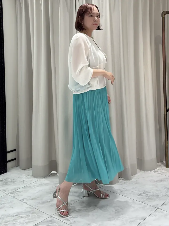 GRACE CONTINENTAL Izumi コーディネート画像