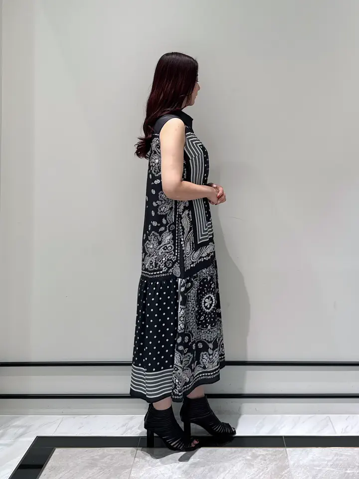 GRACE CONTINENTAL MOMOKO コーディネート画像