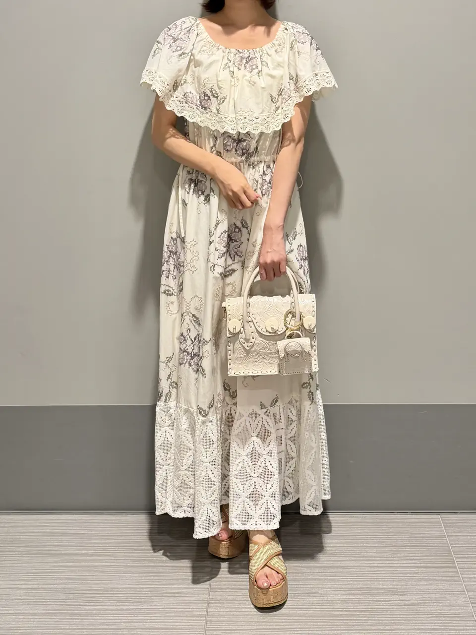GRACE CONTINENTAL MORITA AI コーディネート画像