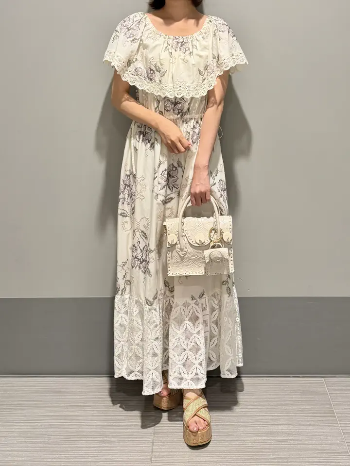 GRACE CONTINENTAL MORITA AI コーディネート画像