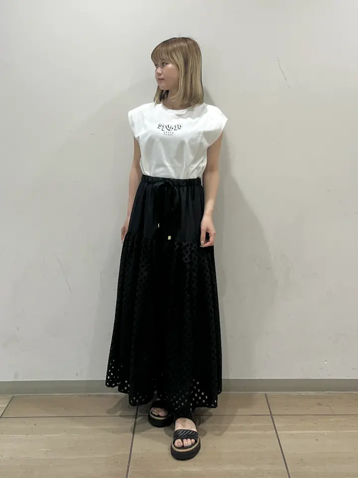 GRACE CONTINENTAL Fujisawa Yuri コーディネート画像