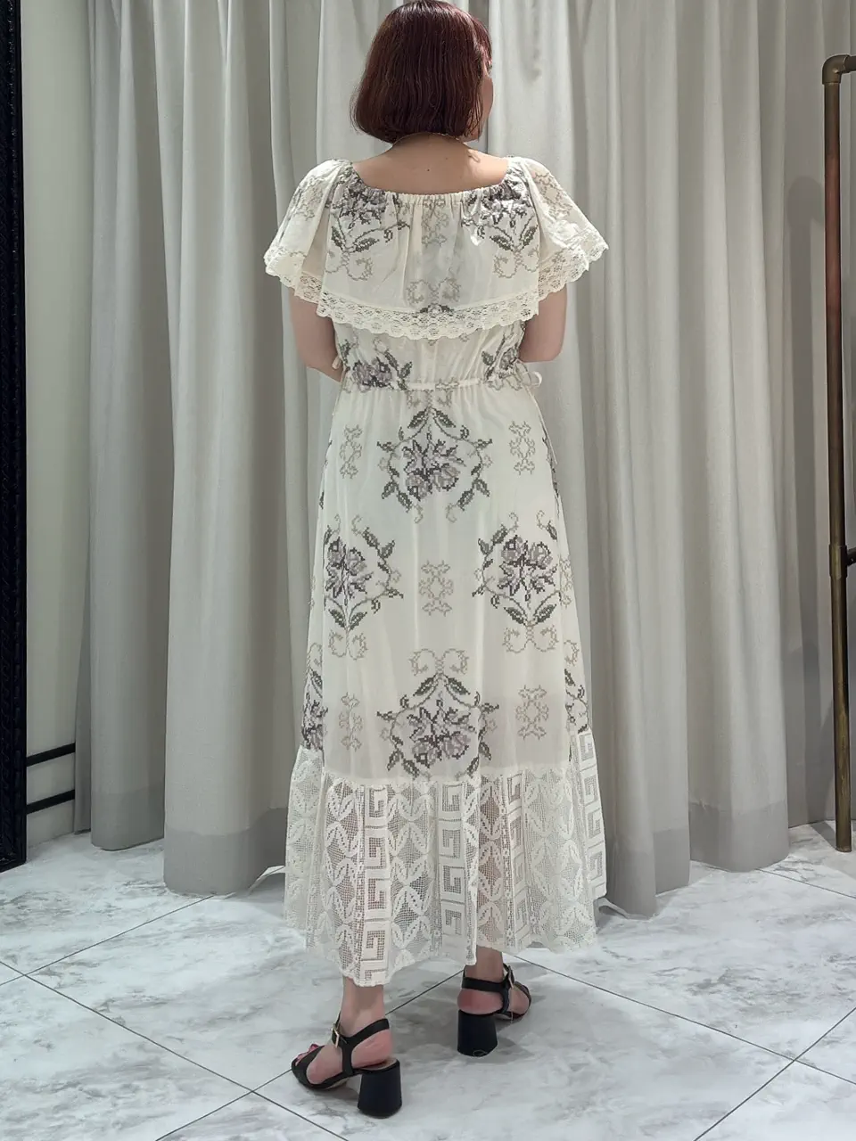 GRACE CONTINENTAL Izumi コーディネート画像