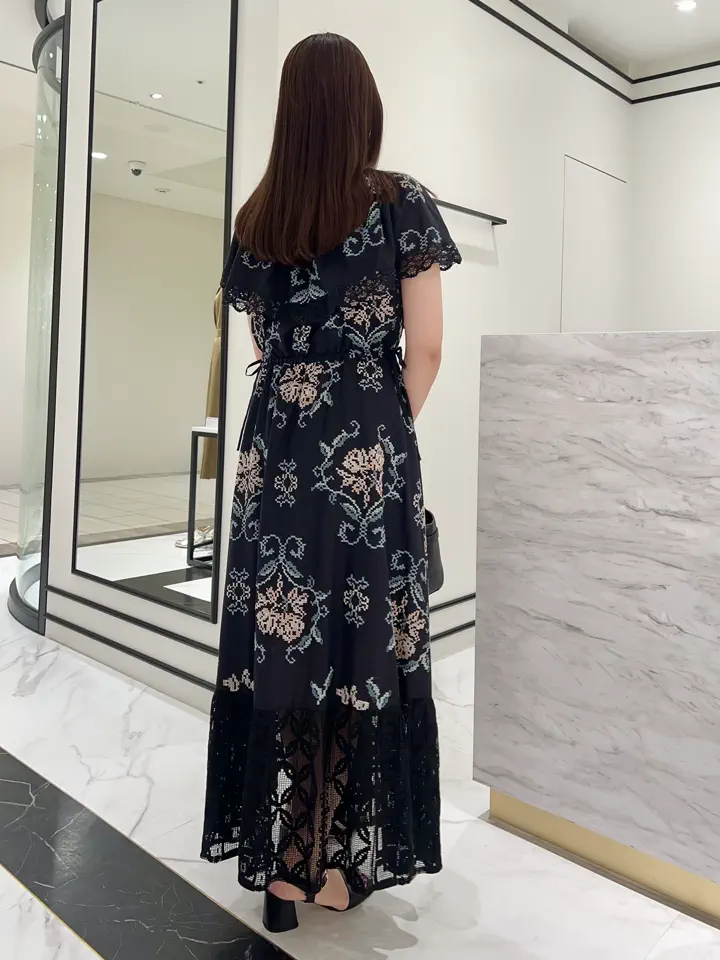 GRACE CONTINENTAL 小笠原　春菜 コーディネート画像