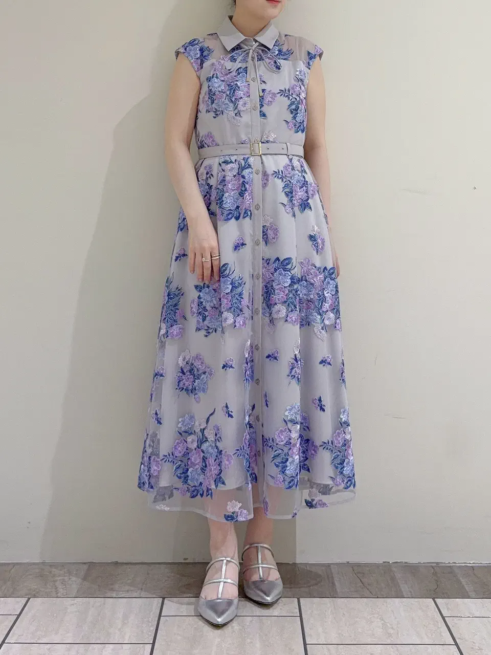 GRACE CONTINENTAL SASAKI コーディネート画像