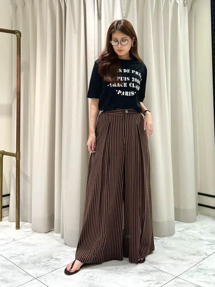 GRACE CONTINENTAL 志田　悠 コーディネート画像
