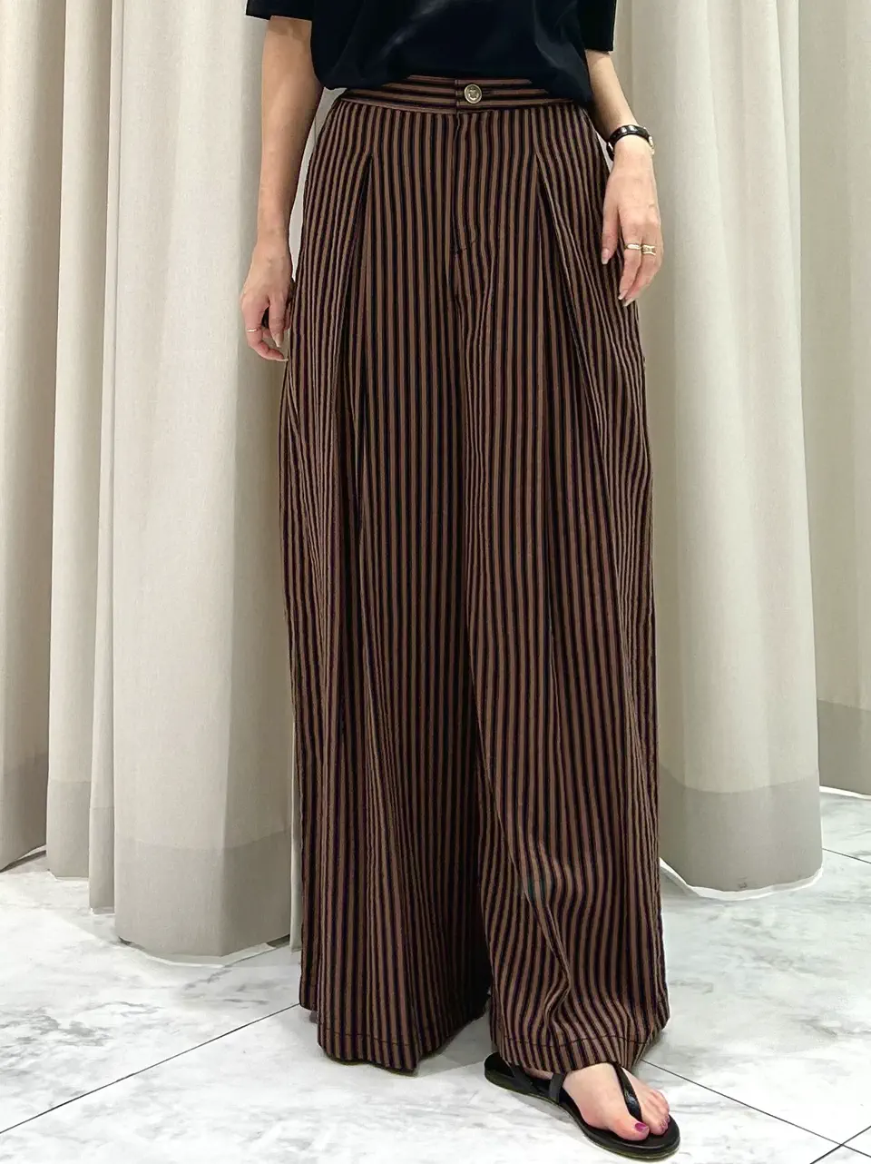 GRACE CONTINENTAL 志田　悠 コーディネート画像