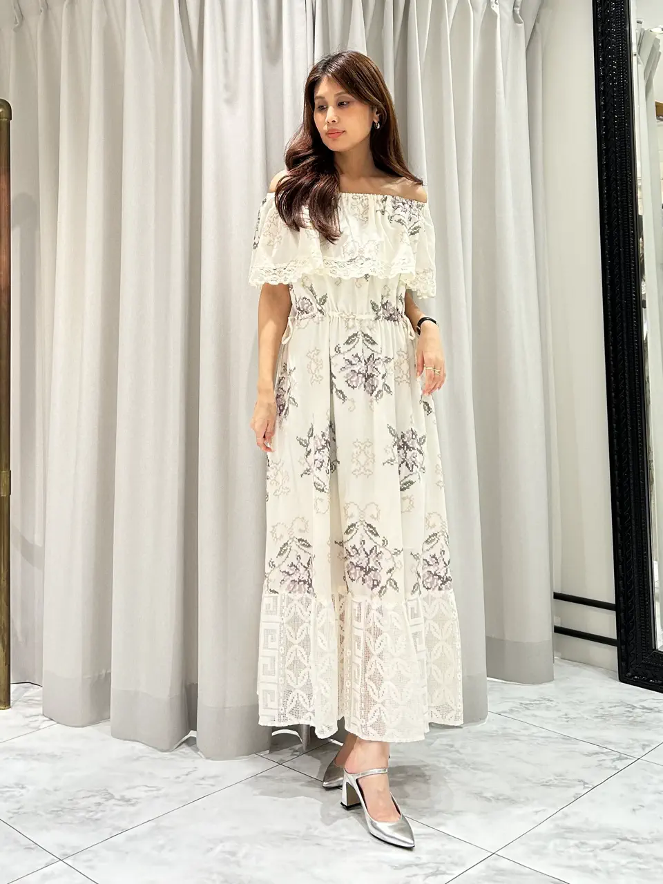 GRACE CONTINENTAL 志田　悠 コーディネート画像