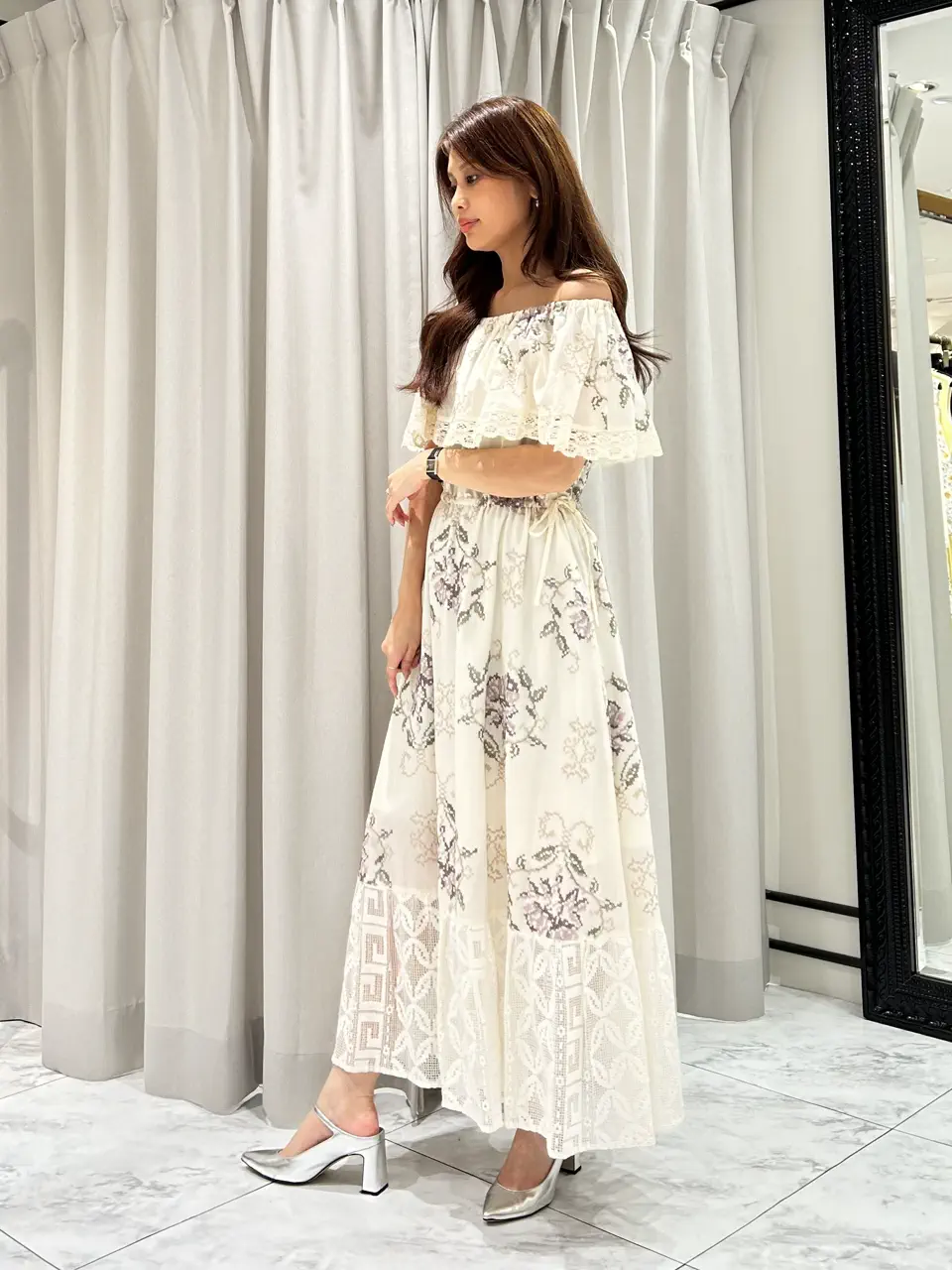 GRACE CONTINENTAL 志田　悠 コーディネート画像