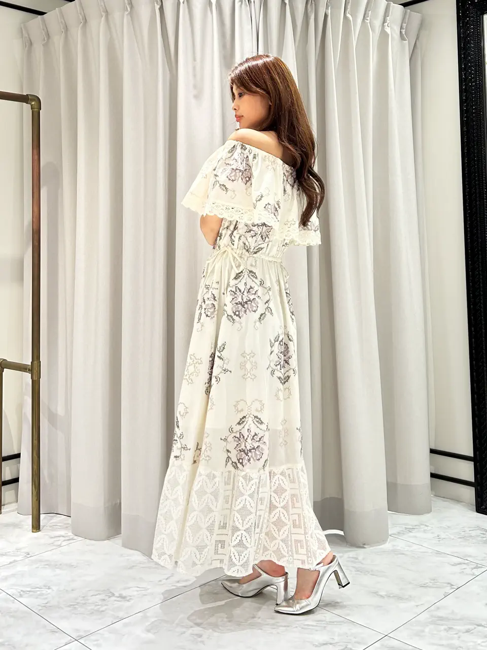 GRACE CONTINENTAL 志田　悠 コーディネート画像