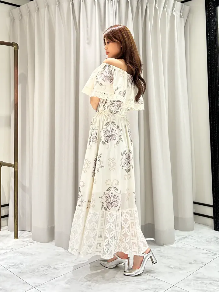 GRACE CONTINENTAL 志田　悠 コーディネート画像
