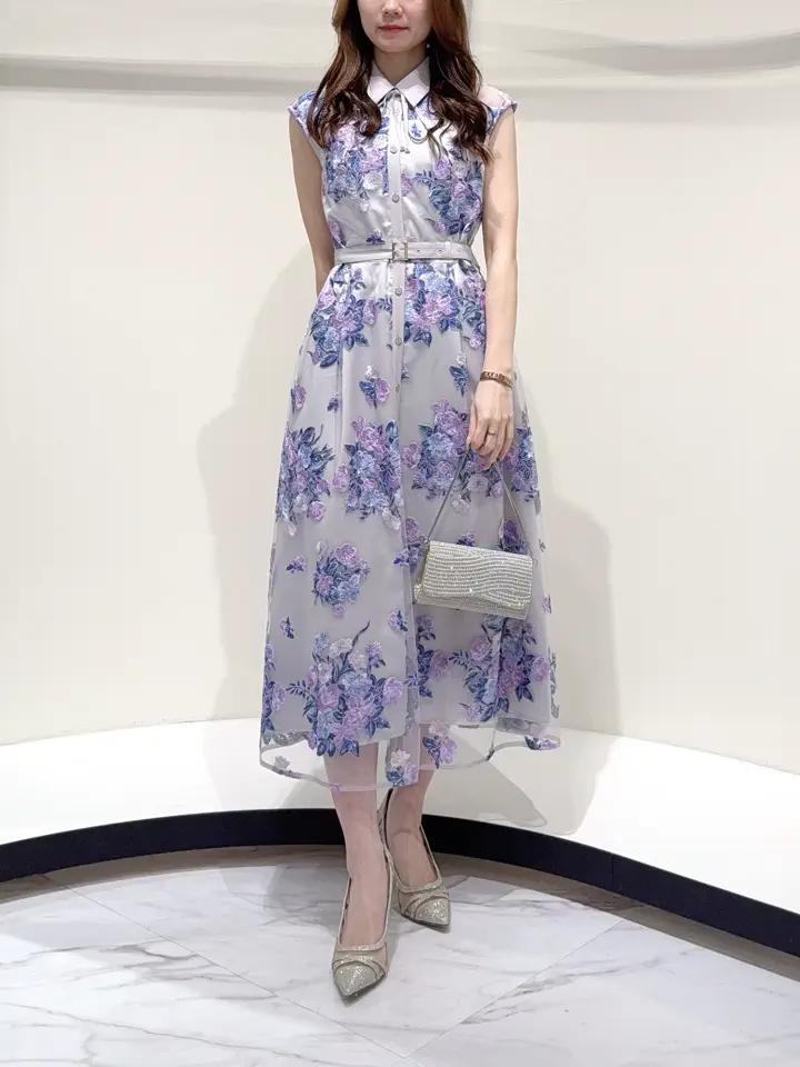 GRACE CONTINENTAL Suzuka コーディネート画像