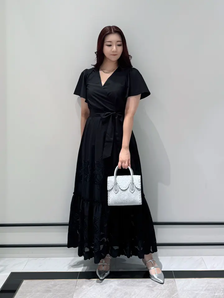 GRACE CONTINENTAL MOMOKO コーディネート画像