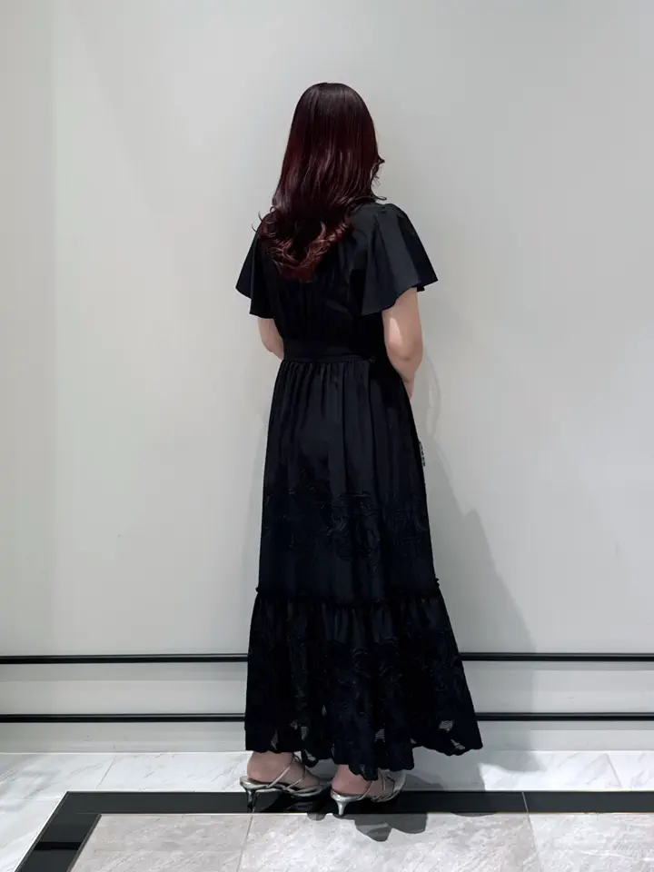 GRACE CONTINENTAL MOMOKO コーディネート画像