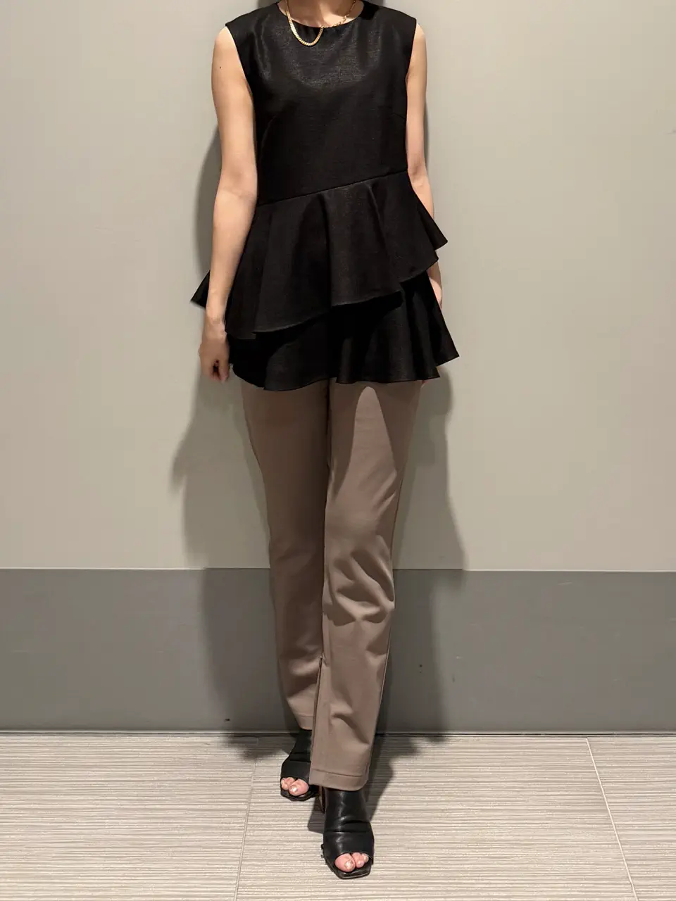 GRACE CONTINENTAL MORITA AI コーディネート画像