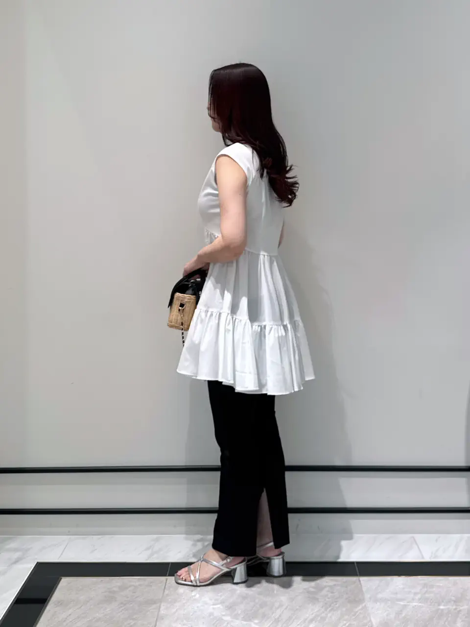 GRACE CONTINENTAL MOMOKO コーディネート画像