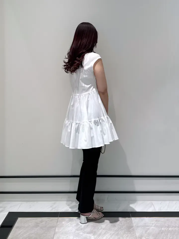 GRACE CONTINENTAL MOMOKO コーディネート画像