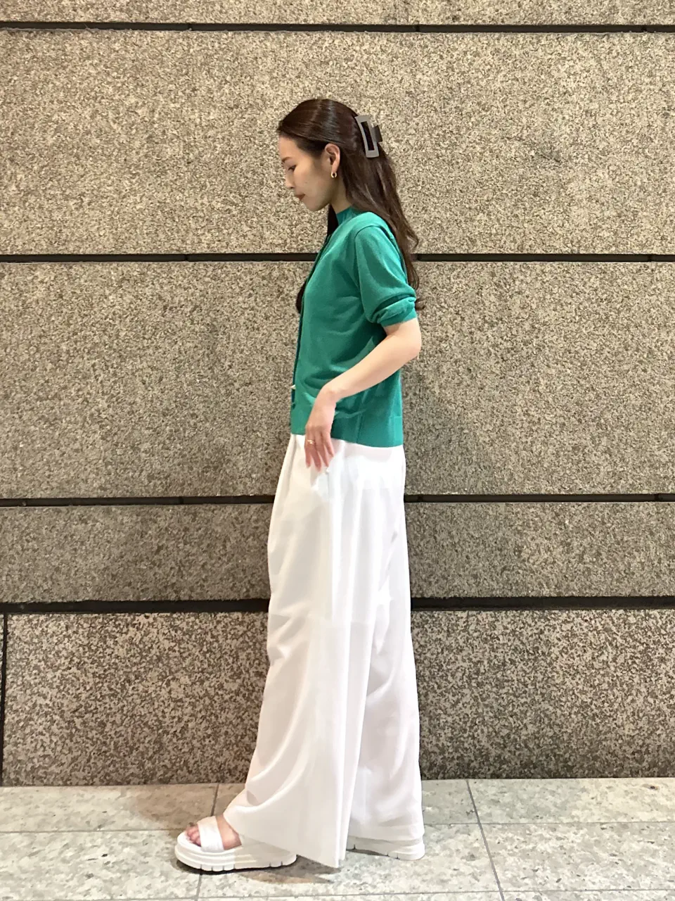 GRACE CONTINENTAL ERINA KATO コーディネート画像